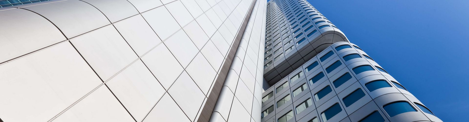 Facade_powdercoated_Fotolia.jpg